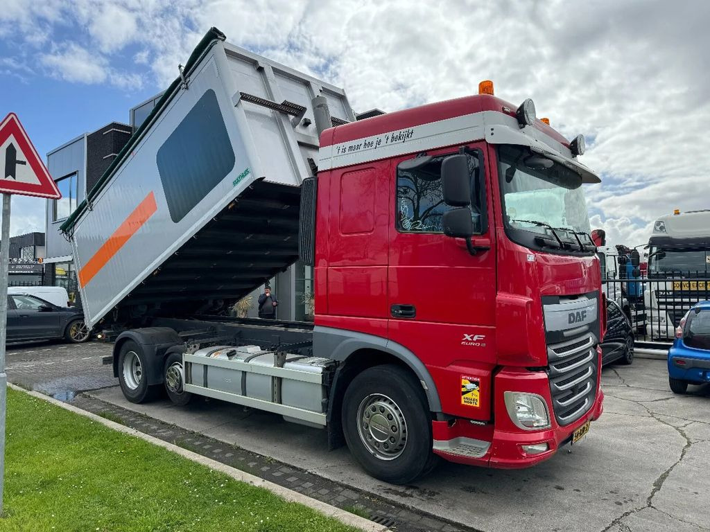 Kipper vrachtwagen DAF XF 460 6X2 EURO 6 + TIPPER