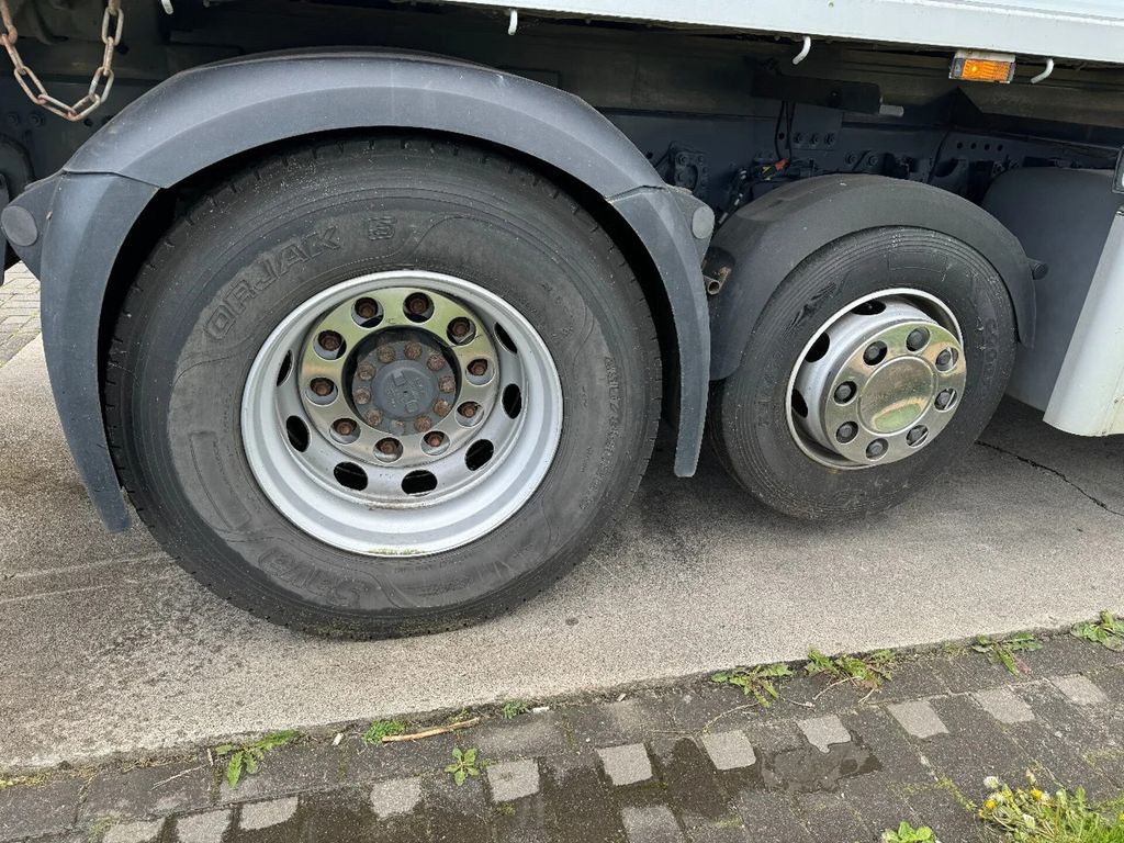 Kipper vrachtwagen DAF XF 460 6X2 EURO 6 + TIPPER