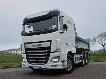 Kipper vrachtwagen DAF XF 530 8X4 FAW STEEL TIPPER