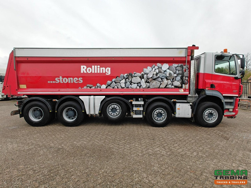 Kipper vrachtwagen Ginaf X6 5249 CE 10x4/6 Dagcab Euro6 - Kipper 23m³ - Milieu Kleppen - NieuweHardoxVloer - 07/2026 APK