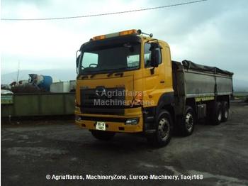 Hino 700 - kipper vrachtwagen