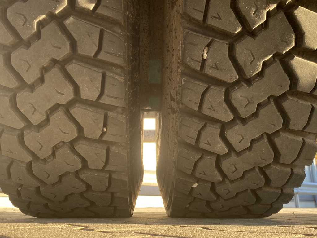 Kipper vrachtwagen Iveco AD 190 T 41