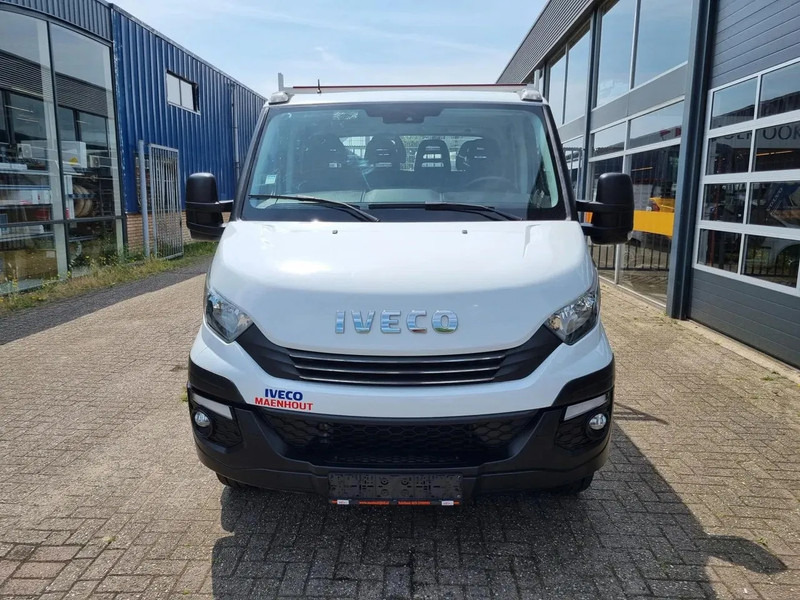 Kipper vrachtwagen Iveco Daily 70C18/ Dreiseitenkipper/ Airco/ 7 Pers.