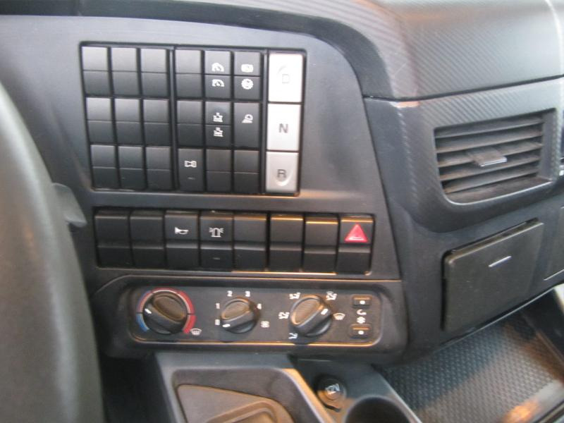 Kipper vrachtwagen Iveco Stralis 420