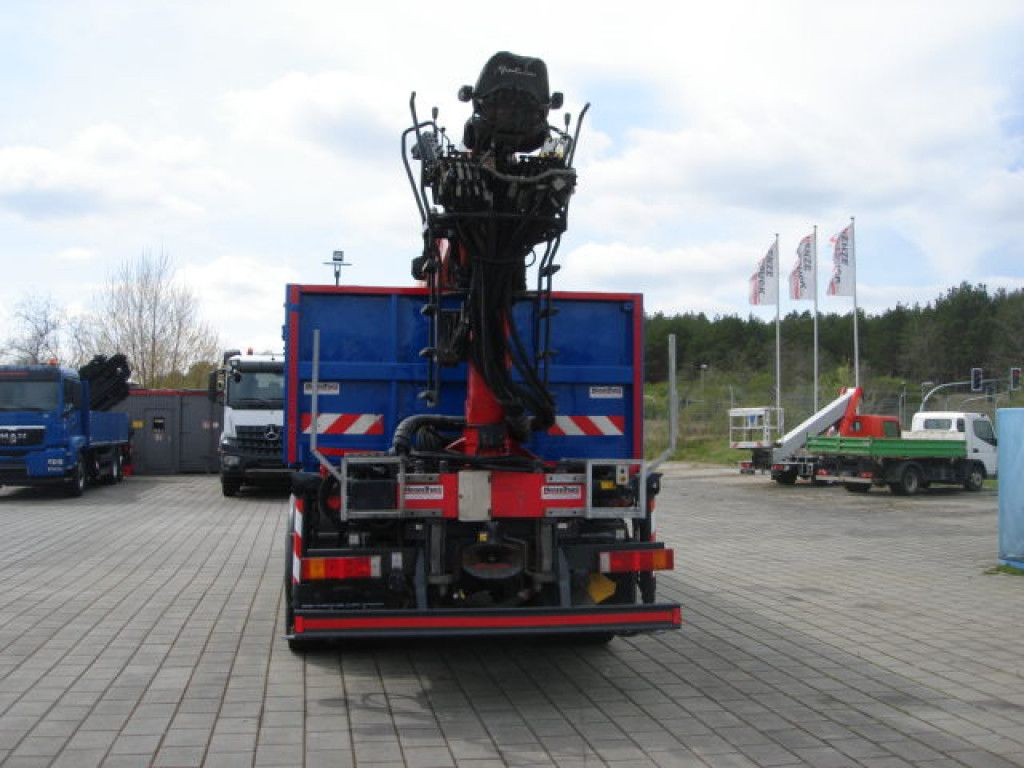 Kipper vrachtwagen Iveco TRACKER 260T50 6x4 3-Achs Kipper Heckkran Espilo