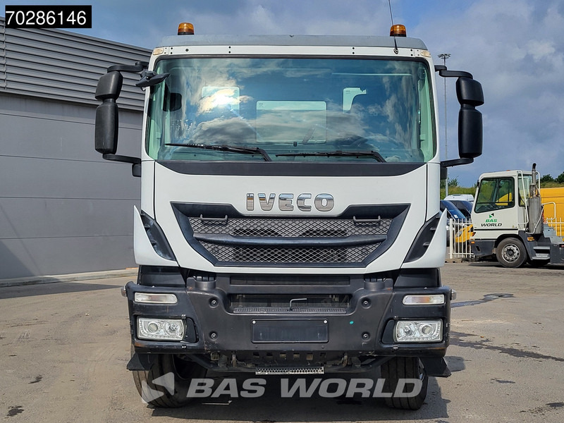Kipper vrachtwagen Iveco Trakker 360 6X4 10m3 2-Sided Tipper Steelsuspension Big-Axle Automatic Euro 6