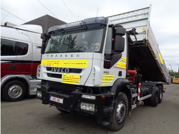 Kipper vrachtwagen Iveco Trakker 360 PALFINGER PKK 15500/3 Remote E4syncro 3-7