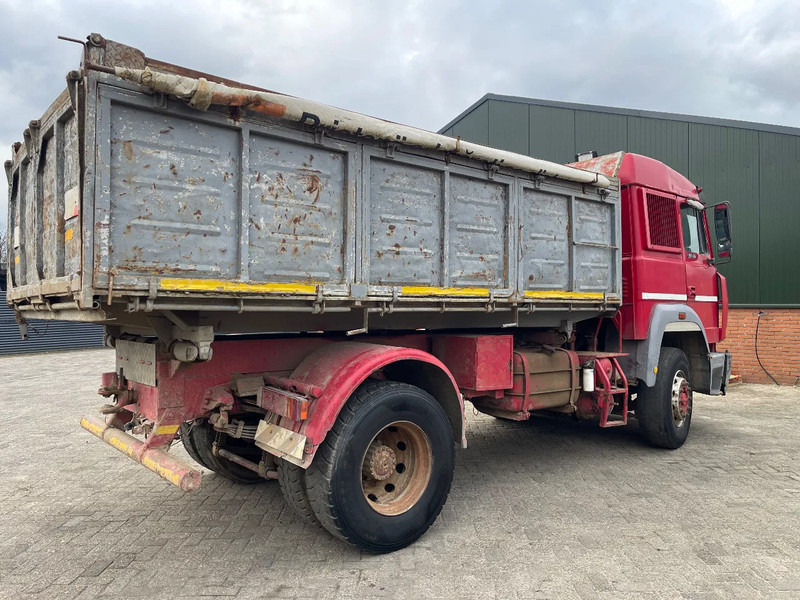 Kipper vrachtwagen Iveco Turbostar 190.36 TIPPER