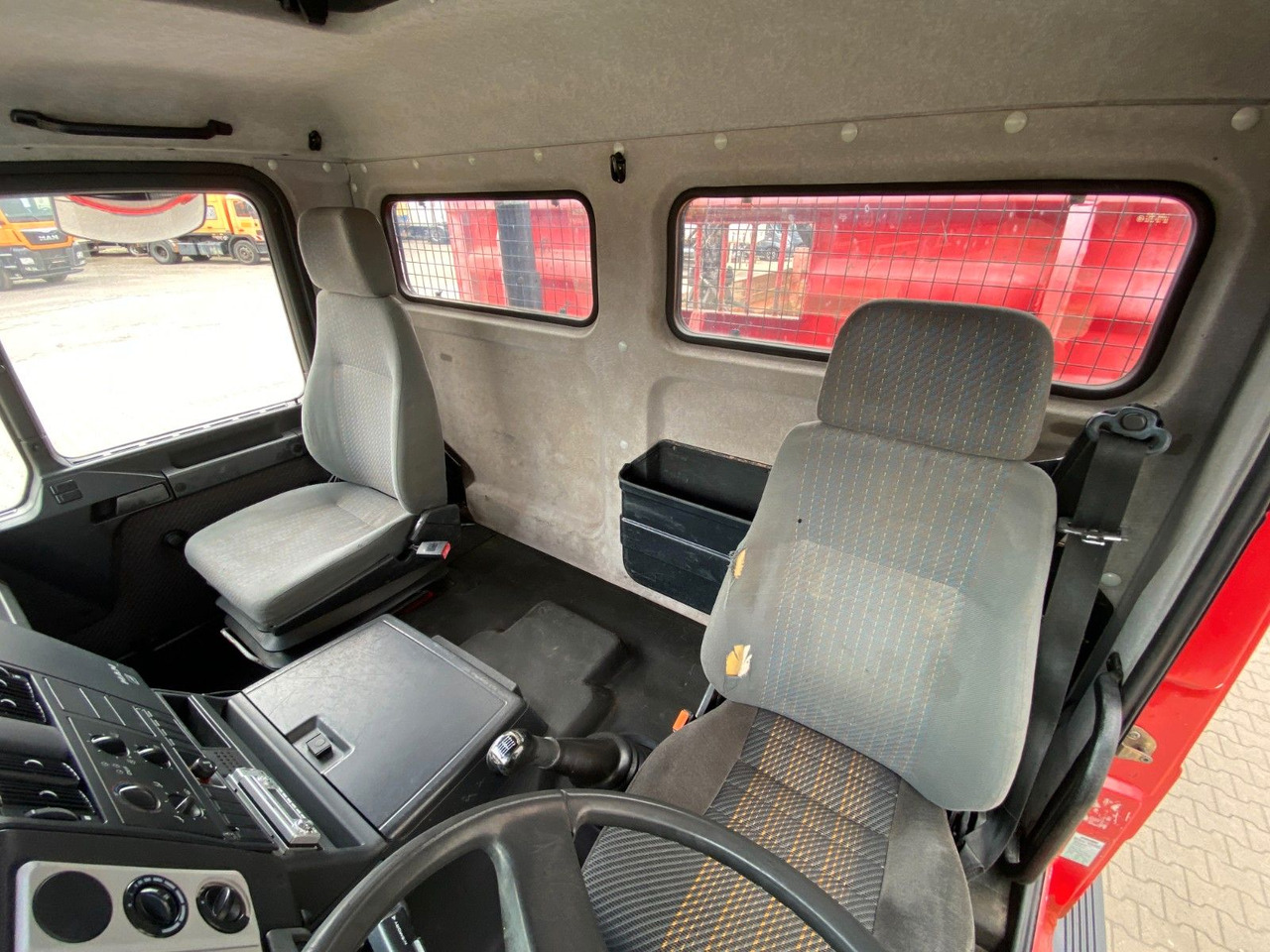 Kipper vrachtwagen MAN 18.285 MC | Palfinger PK 9501*Blatt*2x AHK+Oel