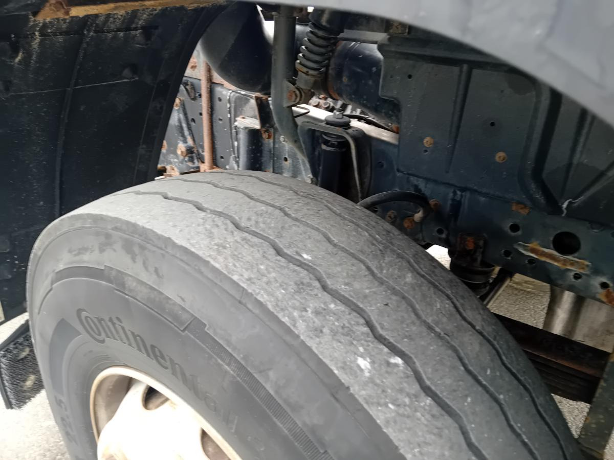 Kipper vrachtwagen MAN 19.272