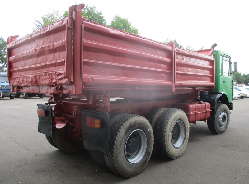 Kipper vrachtwagen MAN 26.280 , Manual , 6x4 , 3 Way Tipper , Spring suspension
