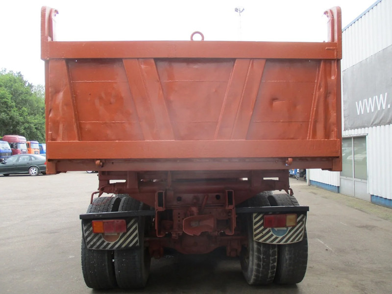 Kipper vrachtwagen MAN 26.321 6x4 , 3 way tipper , ZF Manual , Spring suspension