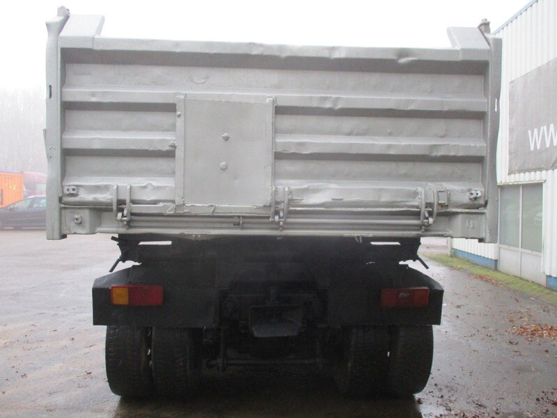 Kipper vrachtwagen MAN 26 322 ZF Manual , 6x4 , 3 way tipper , Spring suspension