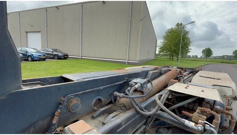 Kipper vrachtwagen MAN 26.464 F2000 MAN 26.460