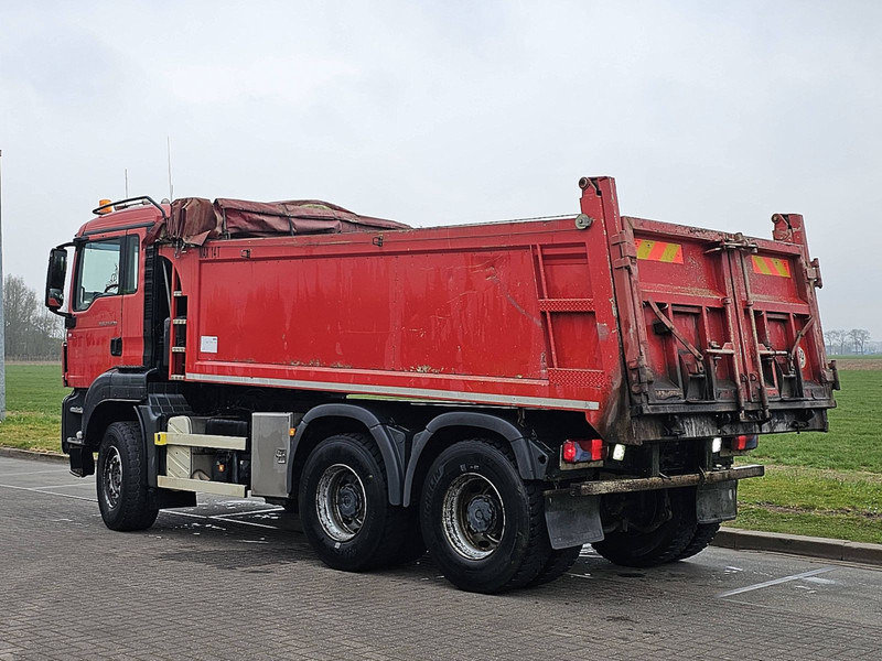 Kipper vrachtwagen MAN 33.400 TGS 6X4