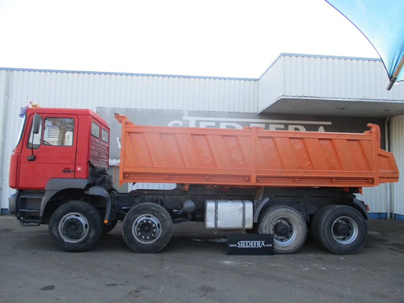 Kipper vrachtwagen MAN 35.414 , 8x4 , ZF Manual , EURO 3 , 3 way tipper , Spring suspension