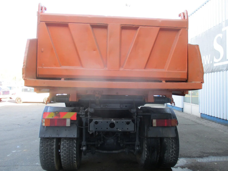 Kipper vrachtwagen MAN 35.414 , 8x4 , ZF Manual , EURO 3 , 3 way tipper , Spring suspension