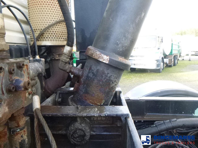 Kipper vrachtwagen MAN 41.414 8x4 tipper 20 m3