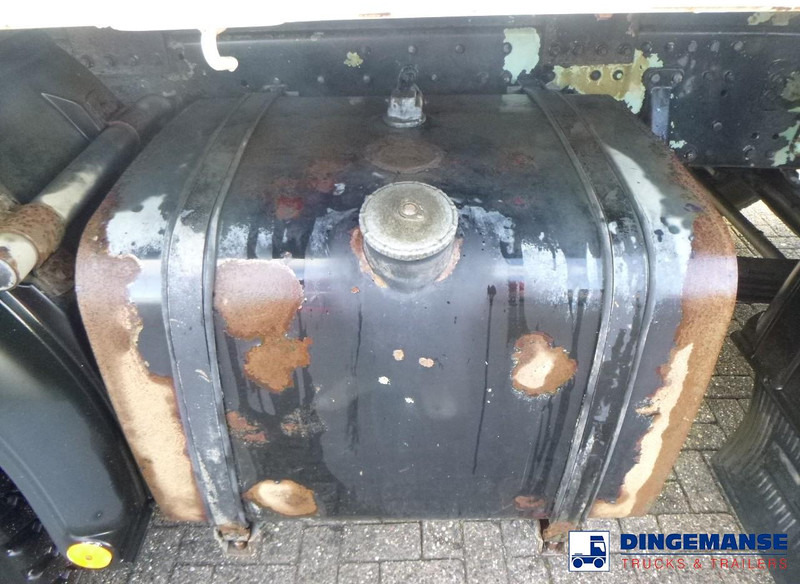 Kipper vrachtwagen MAN 41.414 8x4 tipper 20 m3