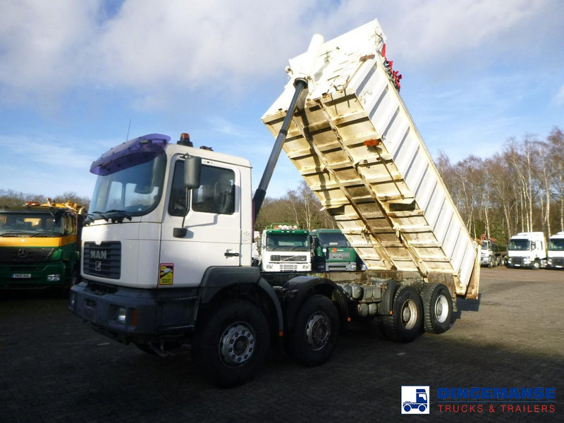 Kipper vrachtwagen MAN 41.414 8x4 tipper 20 m3