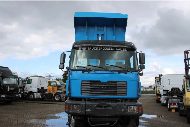 Kipper vrachtwagen MAN 50 .414 + 8X4 + SPRING SPRING + MANUAL
