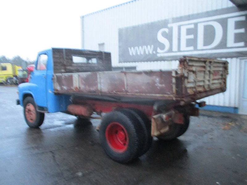 Kipper vrachtwagen MAN 520 , 11-136 , 6 Cylinder , Manual , 3 way tipper , Oldtimer
