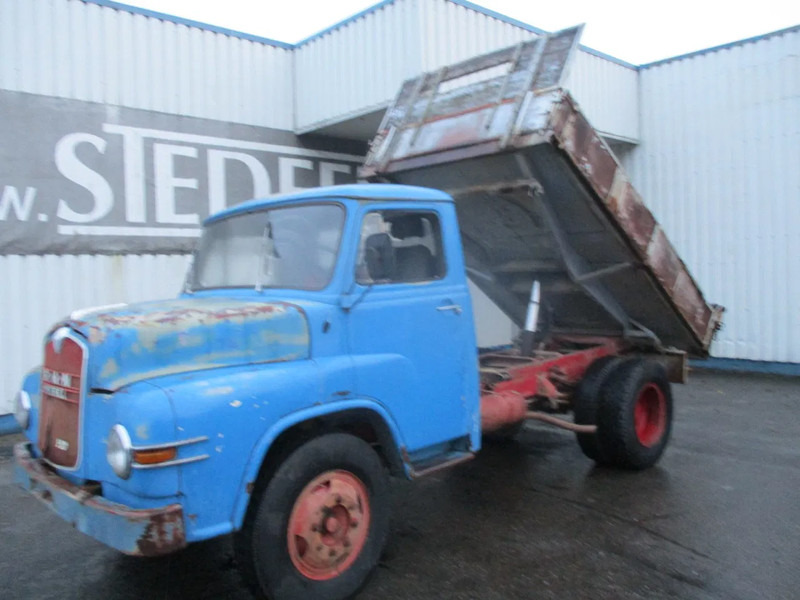 Kipper vrachtwagen MAN 520 , 11-136 , 6 Cylinder , Manual , 3 way tipper , Oldtimer