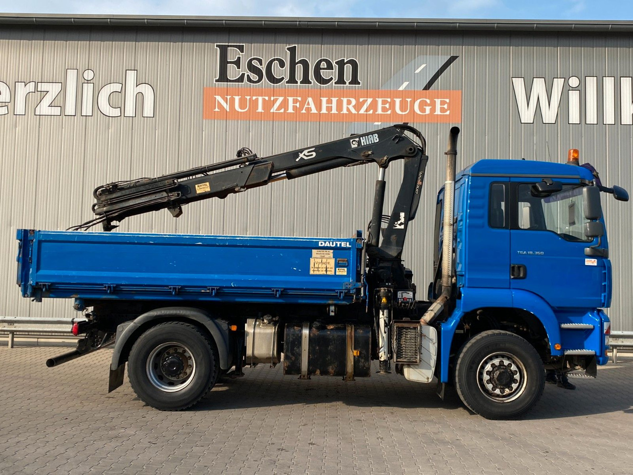 Kipper vrachtwagen MAN TGA 18.360 4x4H BL*HIAB 122 BS-2*Dautel 3-Seiten MAN TGA 18.360 4x4H BL*HIAB 122 BS-2*Dautel 3-Seiten