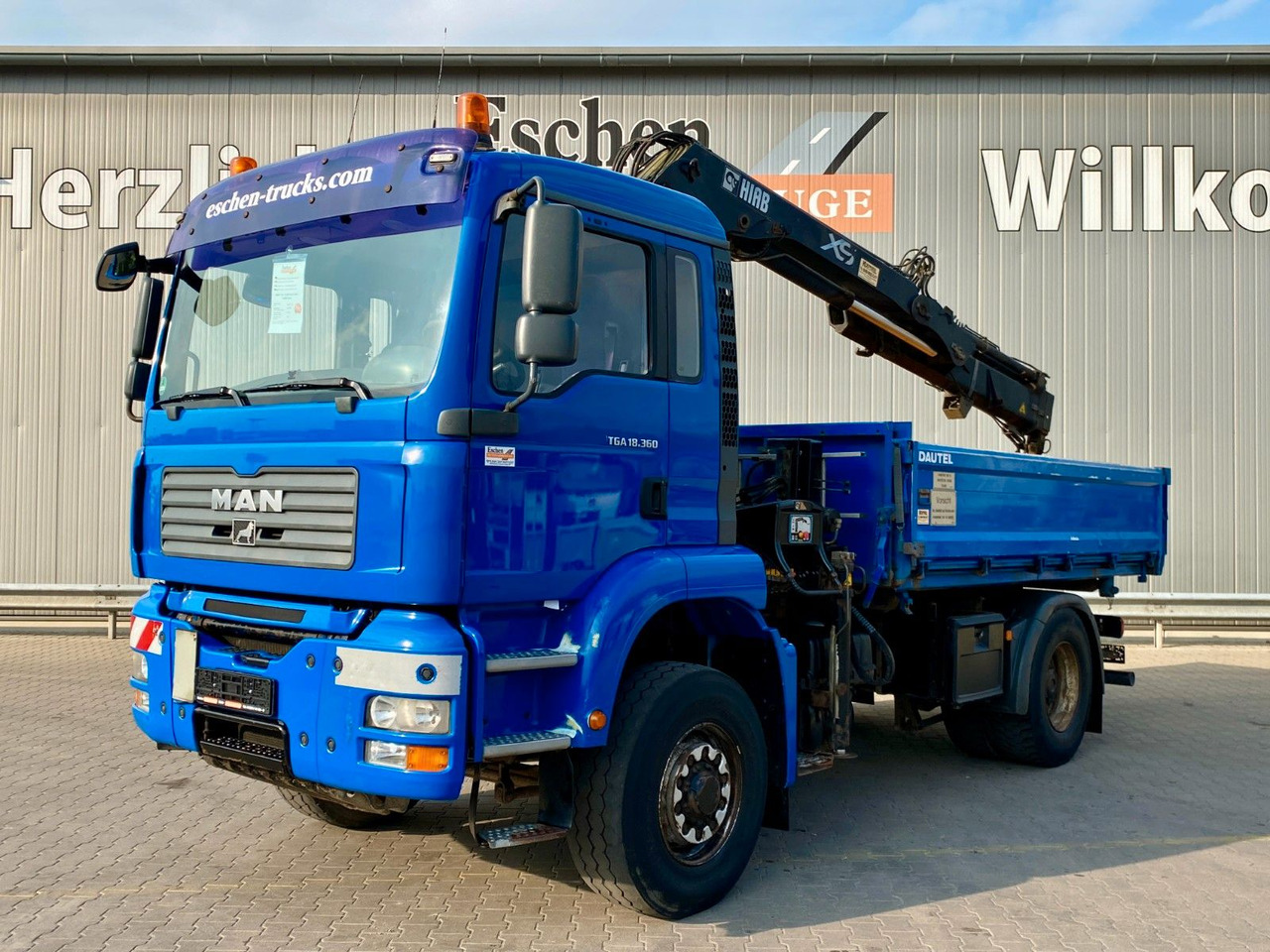Kipper vrachtwagen MAN TGA 18.360 4x4H BL*HIAB 122 BS-2*Dautel 3-Seiten MAN TGA 18.360 4x4H BL*HIAB 122 BS-2*Dautel 3-Seiten
