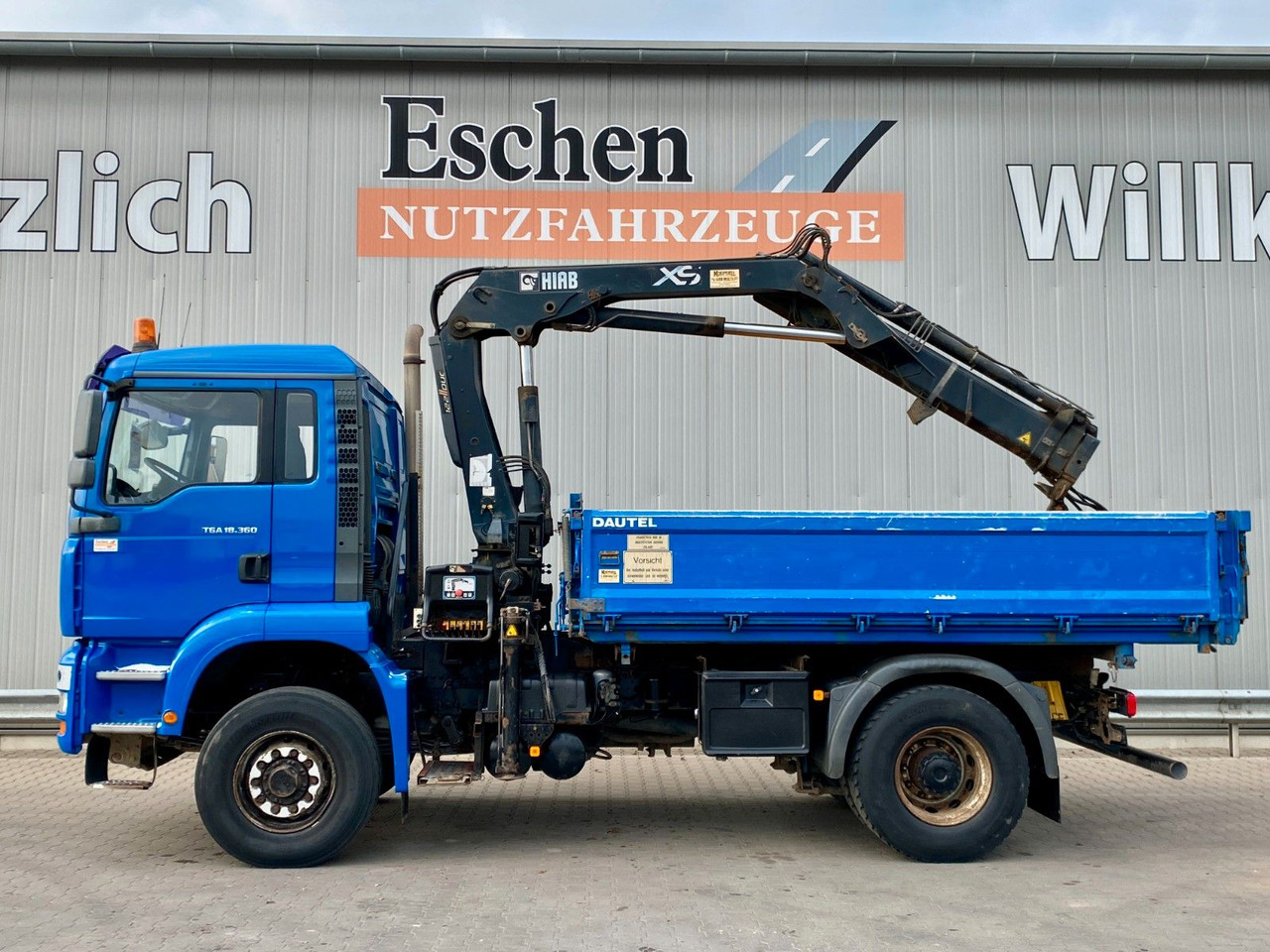 Kipper vrachtwagen MAN TGA 18.360 4x4H BL*HIAB 122 BS-2*Dautel 3-Seiten MAN TGA 18.360 4x4H BL*HIAB 122 BS-2*Dautel 3-Seiten