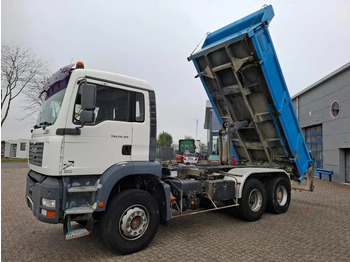 Kipper vrachtwagen MAN TGA 26.310 / 6X4 / 2XBIG AXLE / 2SIDE TIPPER / ONLY:545423 KM / TUV:06-05-2026 / FULL-STEEL / AIRCO / MANUAL / EURO-4 / 2005