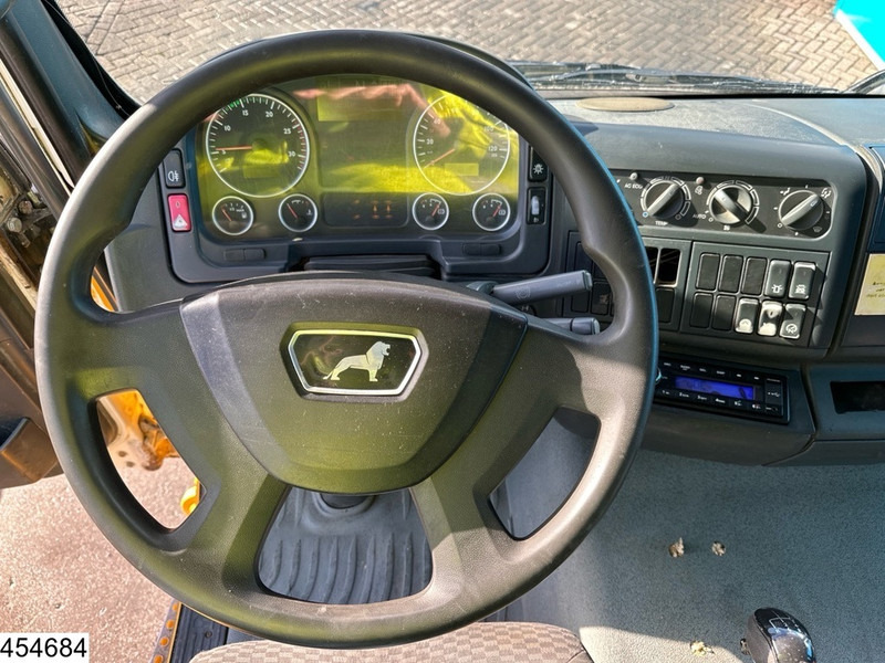 Kipper vrachtwagen MAN TGA 26 390 6x4, Manual, Steel suspension