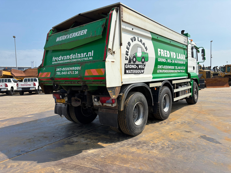 Kipper vrachtwagen MAN TGA 26.440 6x4
