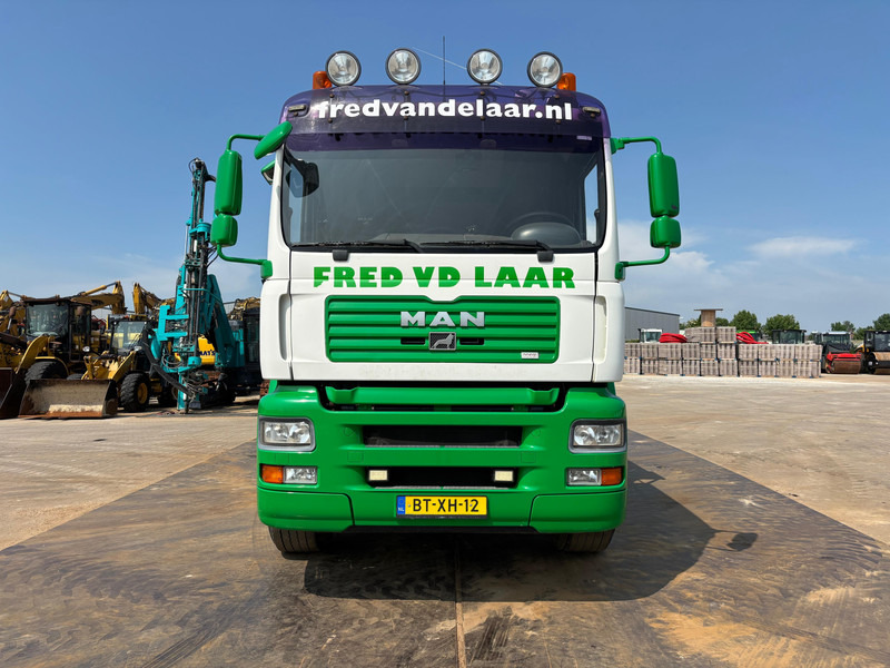 Kipper vrachtwagen MAN TGA 26.440 6x4