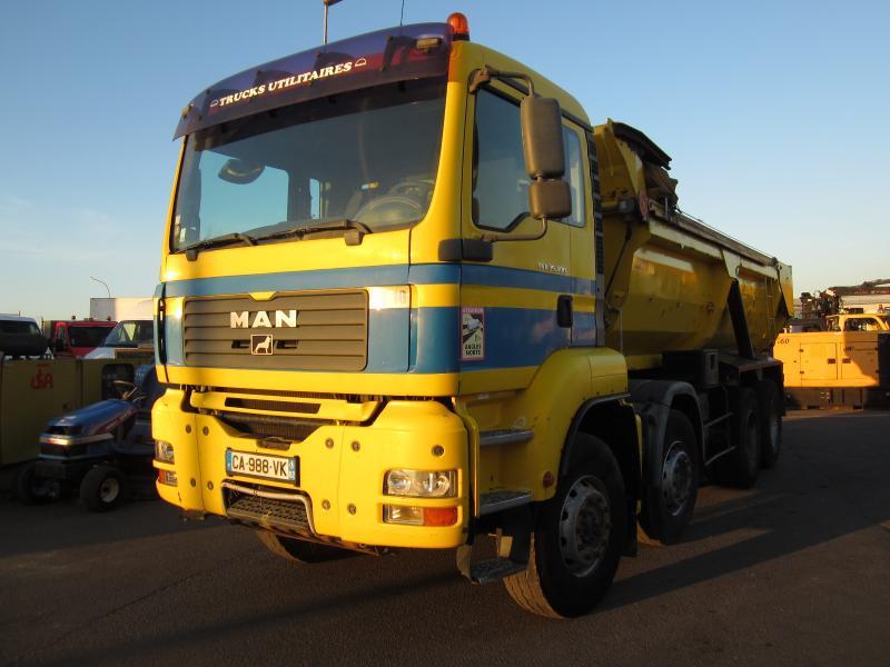 Kipper vrachtwagen MAN TGA 35.400