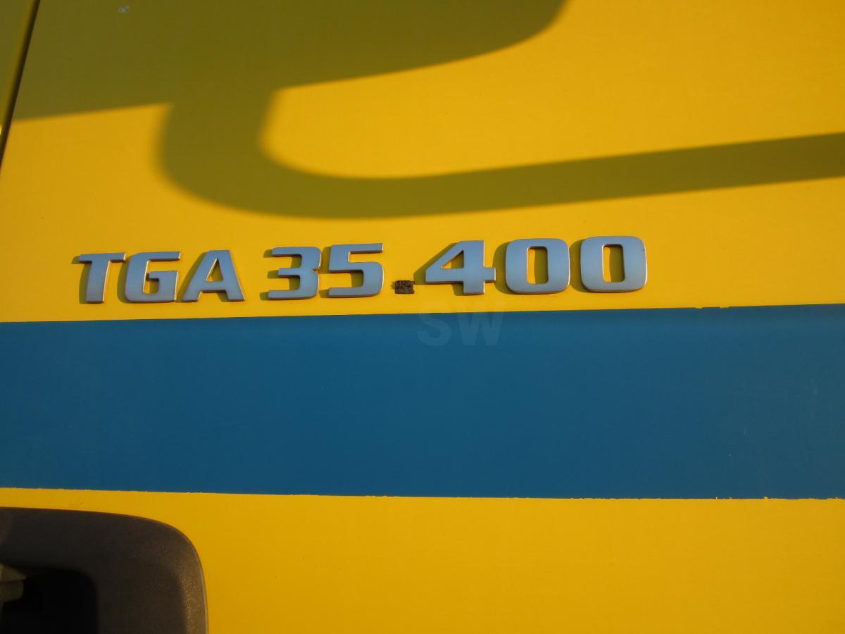 Kipper vrachtwagen MAN TGA 35.400