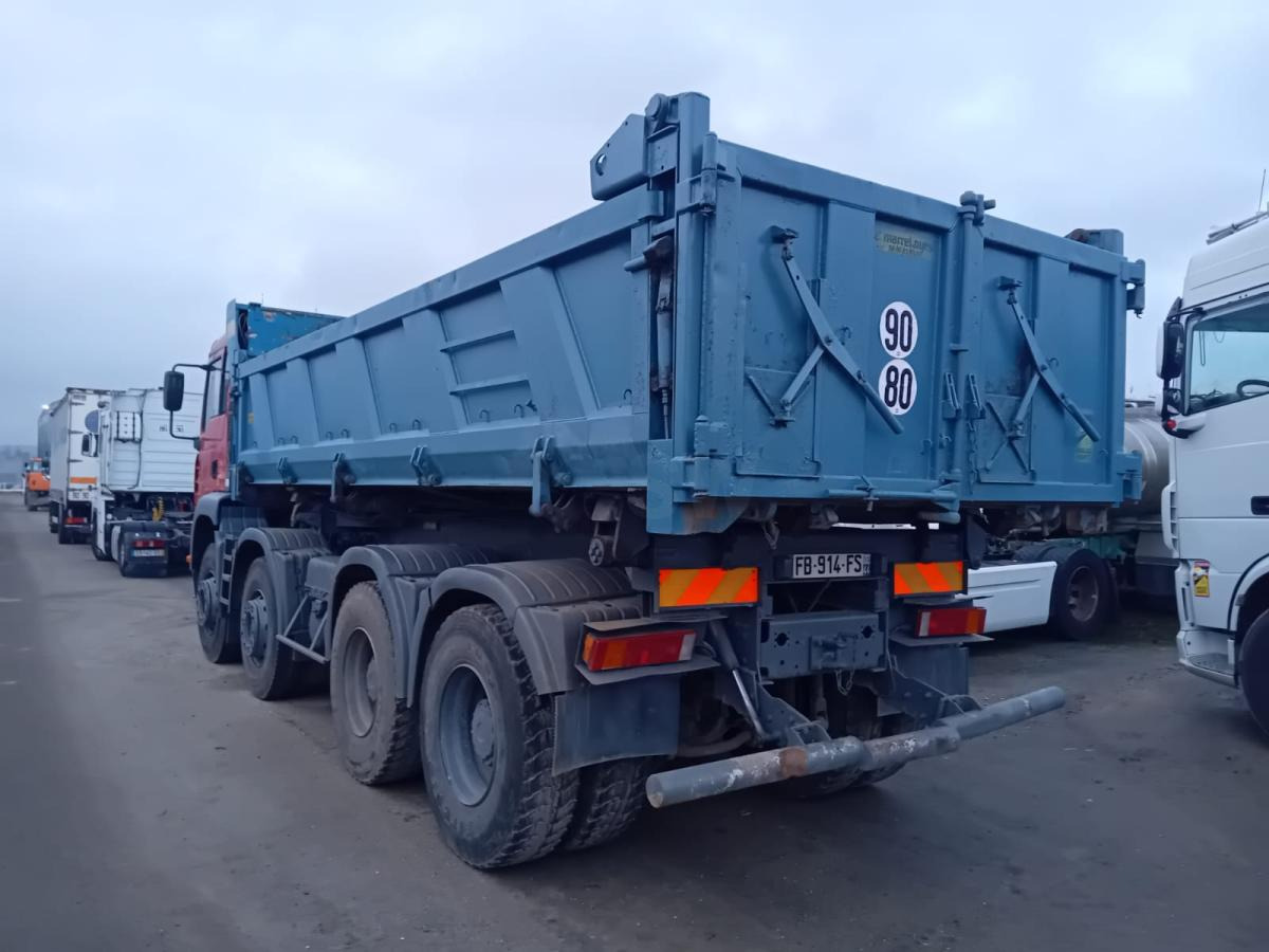 Kipper vrachtwagen MAN TGA 35.410