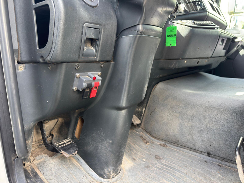 Kipper vrachtwagen MAN TGA 41.390