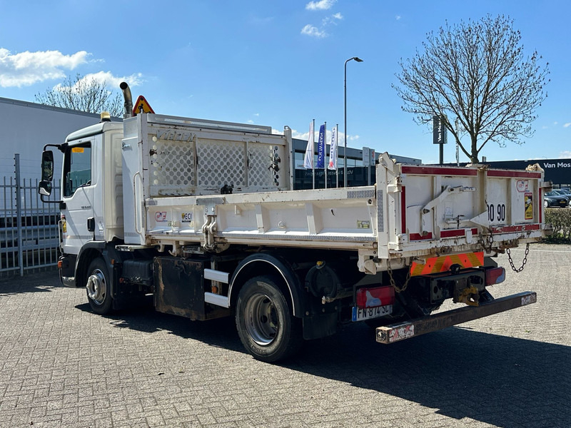 Kipper vrachtwagen MAN TGL 8.220 2 sides tipper Kipper