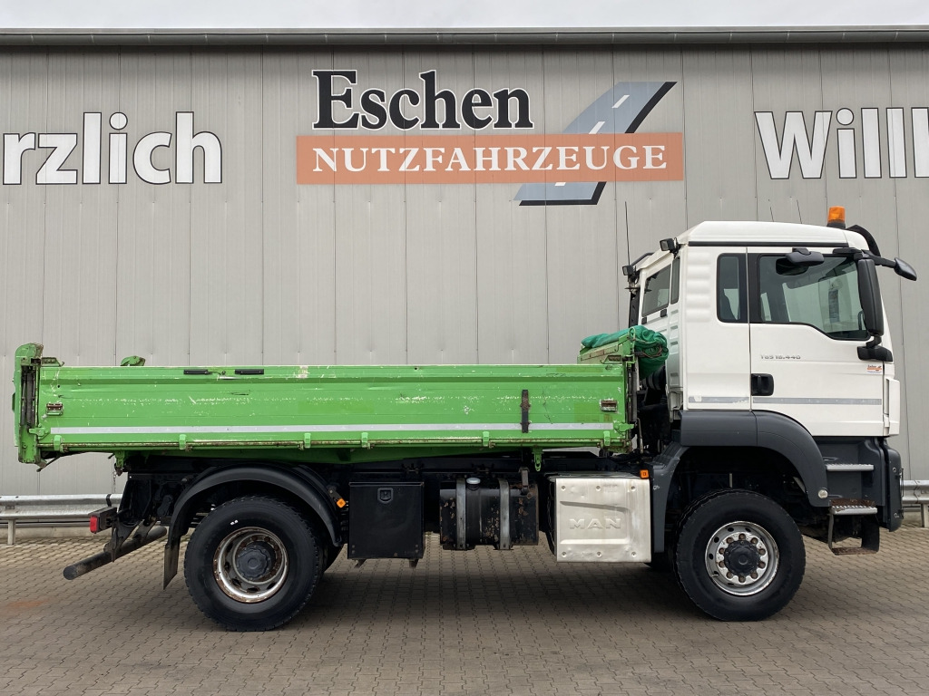 Kipper vrachtwagen MAN TGS 18.440 4x4 BB