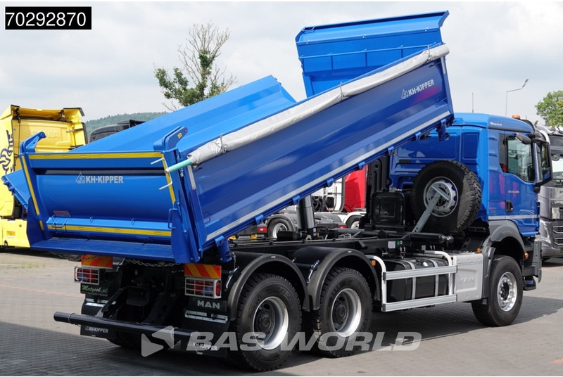 Kipper vrachtwagen MAN TGS 33.440 TGS 6X4