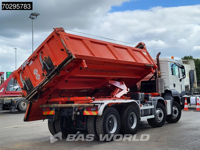 Kipper vrachtwagen MAN TGS 35.400 8X4 13m3 CIF Bennes 2-side tipper Steel suspension Automatic Euro 6