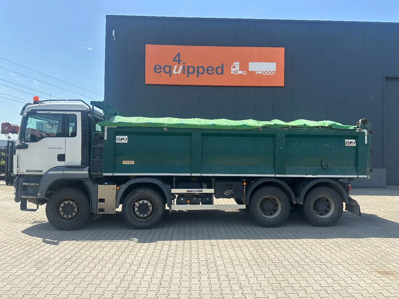 Kipper vrachtwagen MAN TGS 35.440 AJK HARDOX KIPPER (16.5m3), 8x4, MANUAL, EURO-5, TWIN-STEER, BIG AXLES