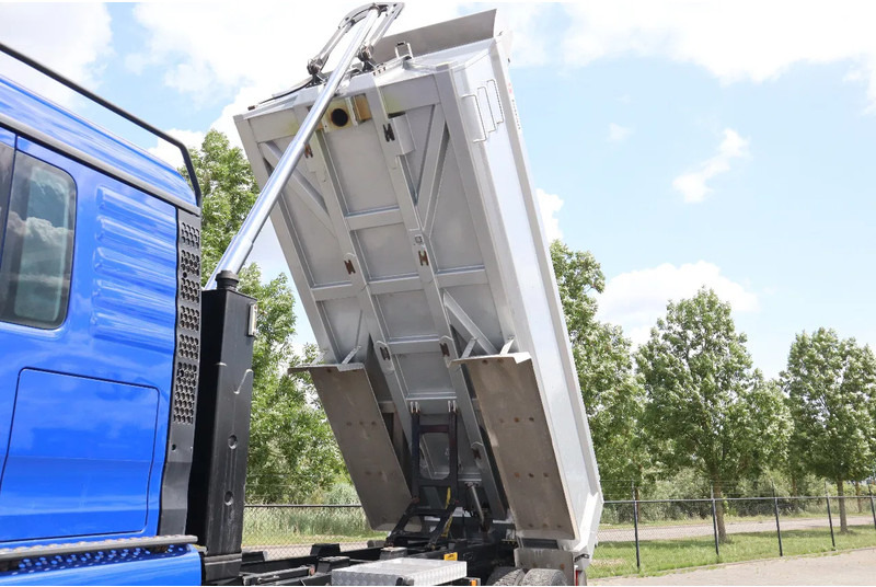 Kipper vrachtwagen MAN TGS 35.500 | FULL STEEL | BIG AXLES | RETARDER | EURO 6
