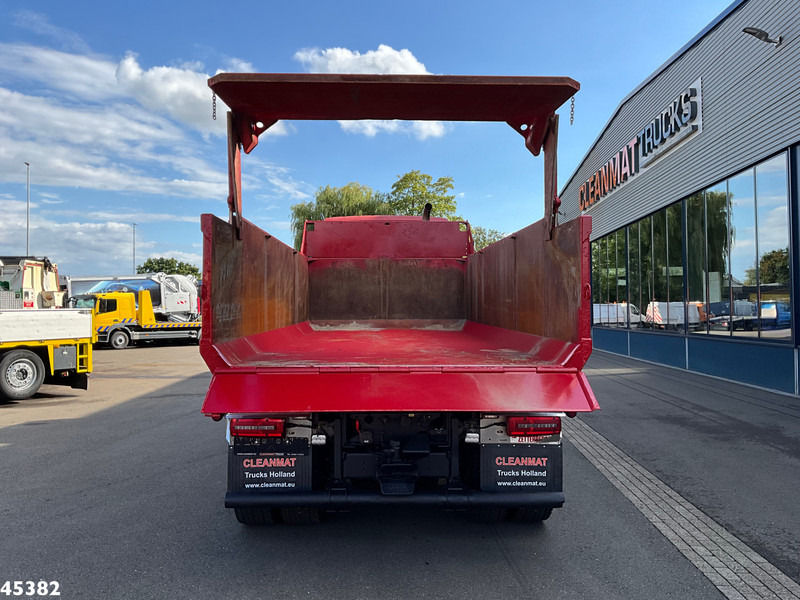 Kipper vrachtwagen MAN TGS 35.510 8X4 15m³ kipper