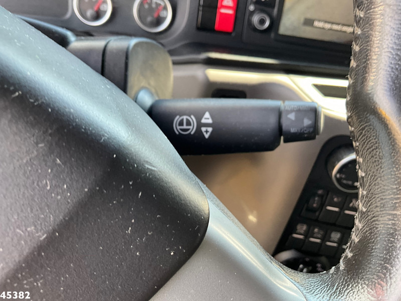 Kipper vrachtwagen MAN TGS 35.510 8X6H 15m³ kipper