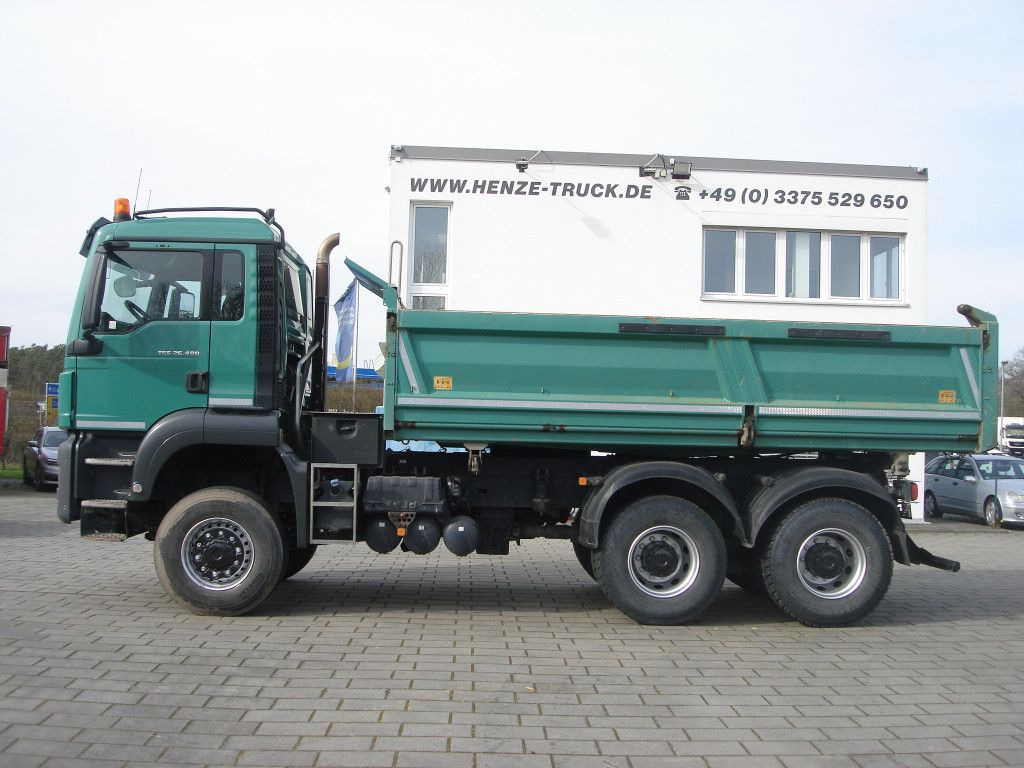 Kipper vrachtwagen MAN TG-S 26.480 6X6 BB 3-Achs Allradkipper Meiller B