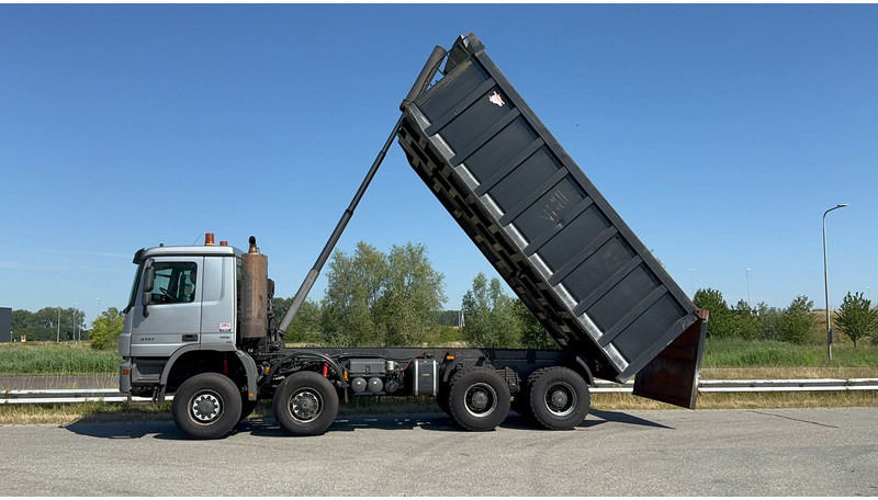 Kipper vrachtwagen MERCEDESBENZ ACTROS 4851 V8 8x8 tipper