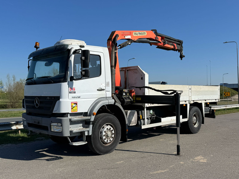Kipper vrachtwagen MERCEDESBENZ Axor 1828 4x2 / palfinger PK10000