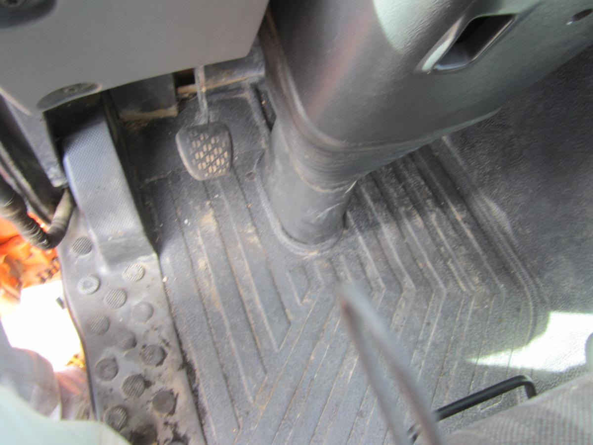 Kipper vrachtwagen Mercedes Actros 2632